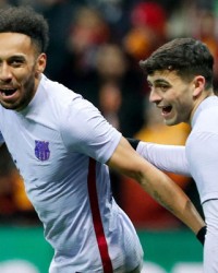  法兰克福主帅赛后批评裁判尺度  