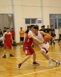  水晶宫队长抗议染红，赛后申诉成功取消处罚  