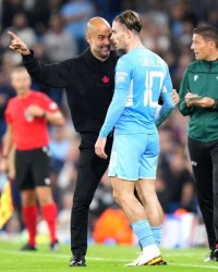  波鸿主场灯光故障，与美因茨比赛延期引争议  