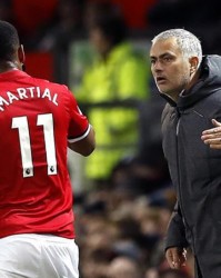  罗马德比战平局暴露穆里尼奥战术困境  