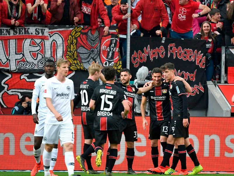  法兰克福主帅变阵成功，客场逆袭霍芬海姆  